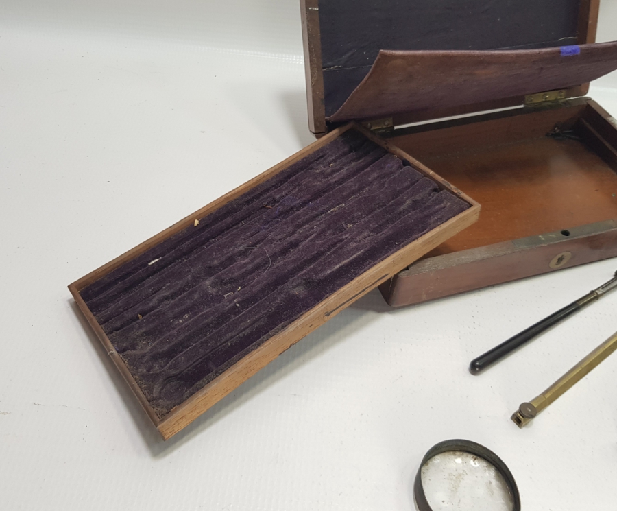 ORİJİNAL AHŞAP KUTUSUNDA OSMANLI DÖNEMİ MÜHENDİS ÇİZİM ALETLERİ - PERGEL KUTUSU