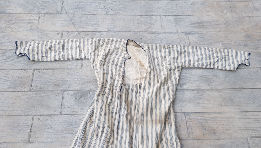 EL DOKUMA KUMAŞTAN YAPILMIŞ OSMANLI DÖNEMİ ÜÇ ETEK