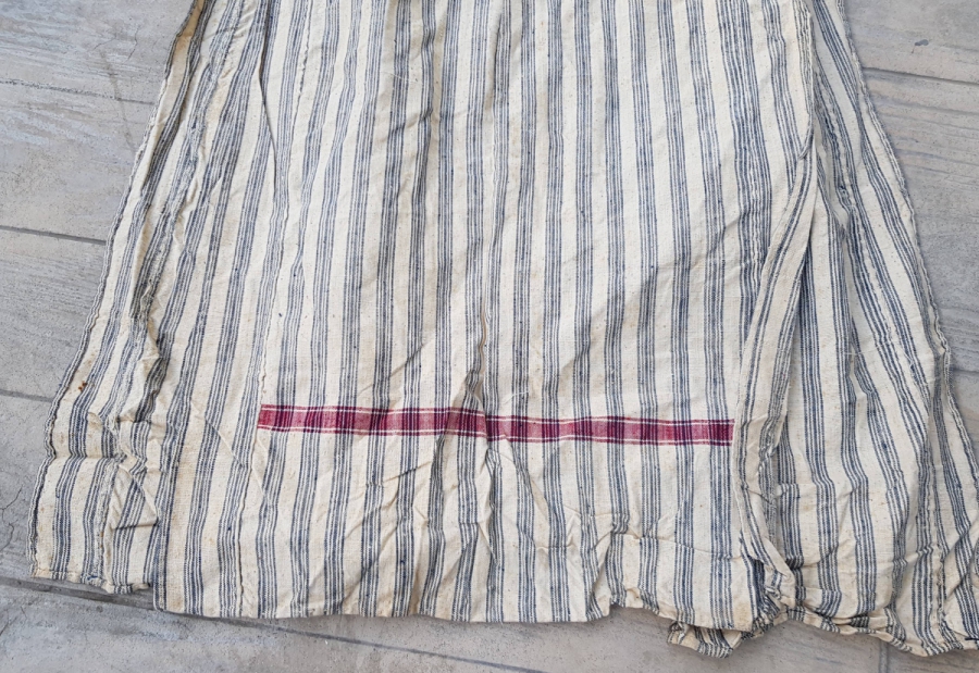 EL DOKUMA KUMAŞTAN YAPILMIŞ OSMANLI DÖNEMİ ÜÇ ETEK