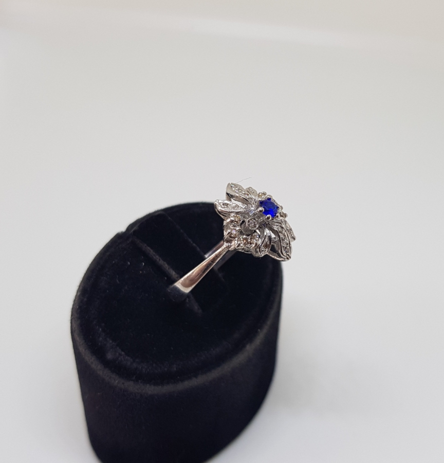 SAFİR VE PIRLANTA TAŞLI SARMAŞIK MODEL YÜZÜK