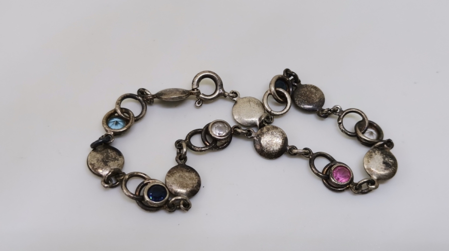 ÜZERİ DOĞAL TAŞLI GÜMÜŞ BİLEKLİK