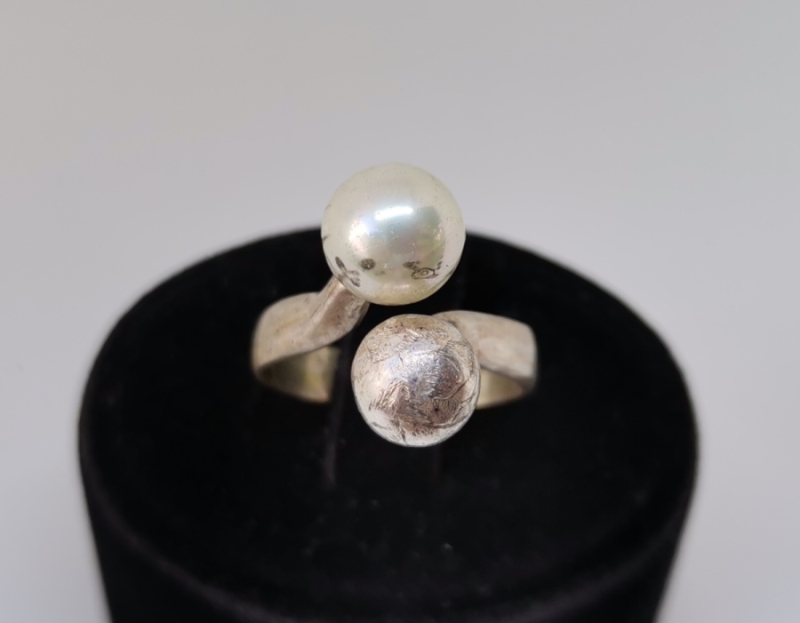 ÖZEL YAPIM İNCİLİ GÜMÜŞ YÜZÜK