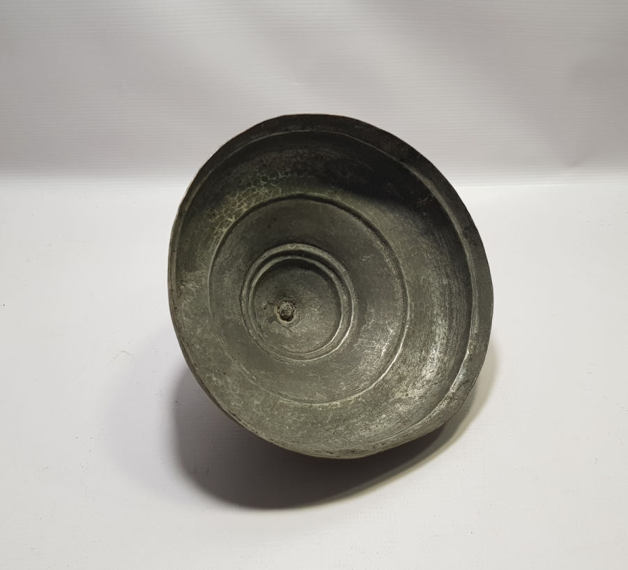 ÜZERİ OSMANLICA YAZILI OSMANLI DÖNEMİ KUBBE FORMLU BÜYÜK BOY LENGER KAPAĞI