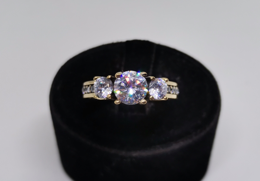 HÜRREM MODEL ÜÇTAŞ YÜZÜK