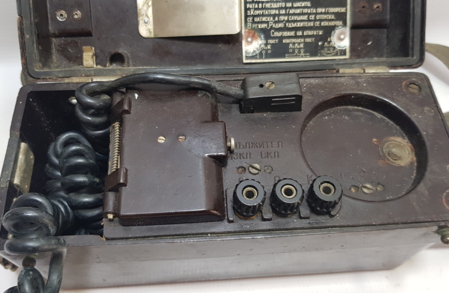 YÜKSEK KONDİSYONDA ANTİKA RUS SAHRA TELEFONU