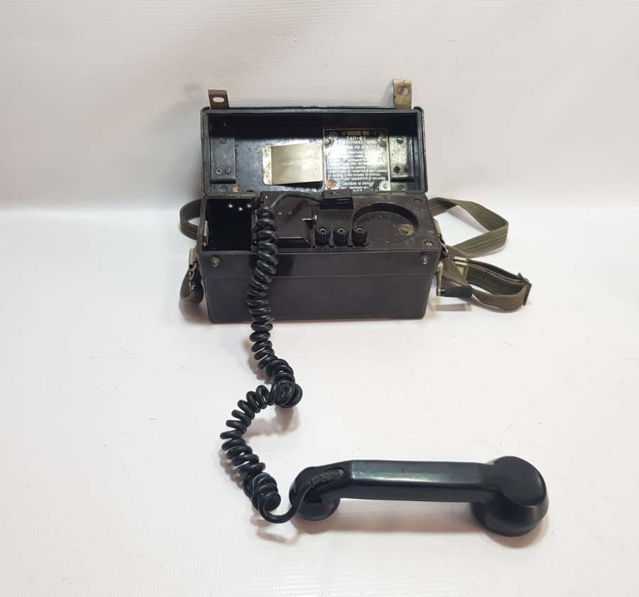 YÜKSEK KONDİSYONDA ANTİKA RUS SAHRA TELEFONU