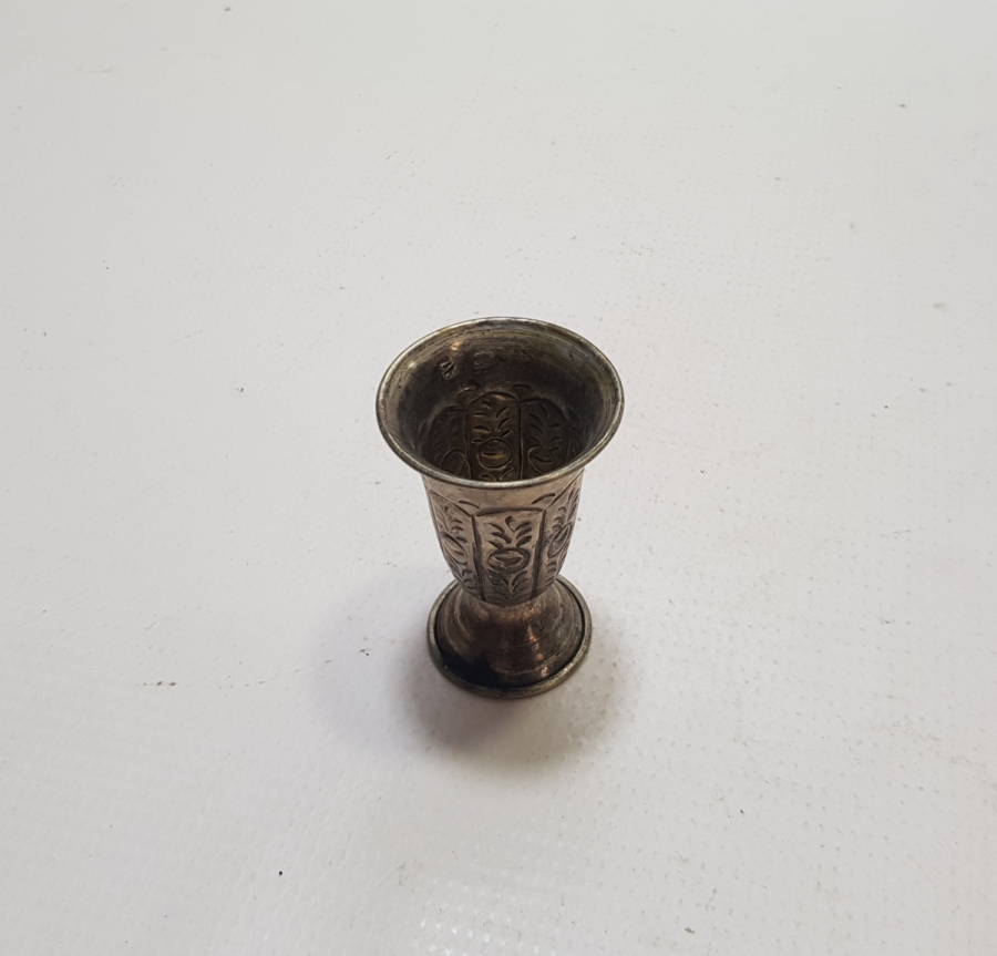 KABARTMA İŞÇİLİKLİ ANTİKA GÜMÜŞ ZEMZEMLİK