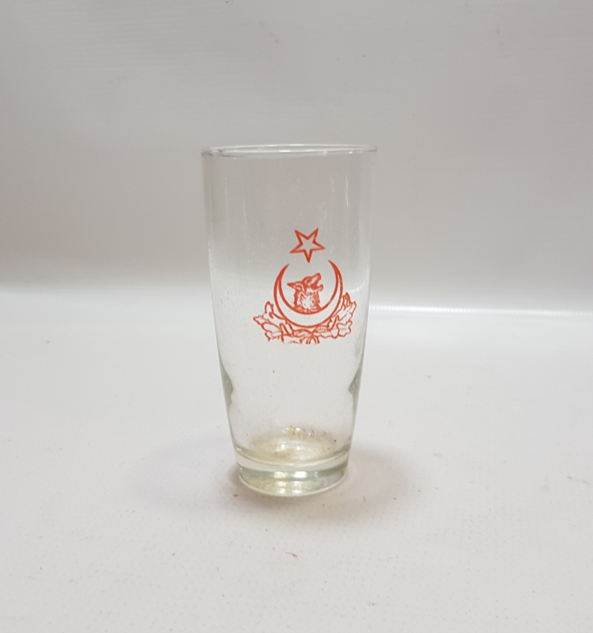 CUMHURİYET BAŞLARI ÇOK NADİR ÜZERİ BOZKURT VE AY YILDIZLI BARDAK