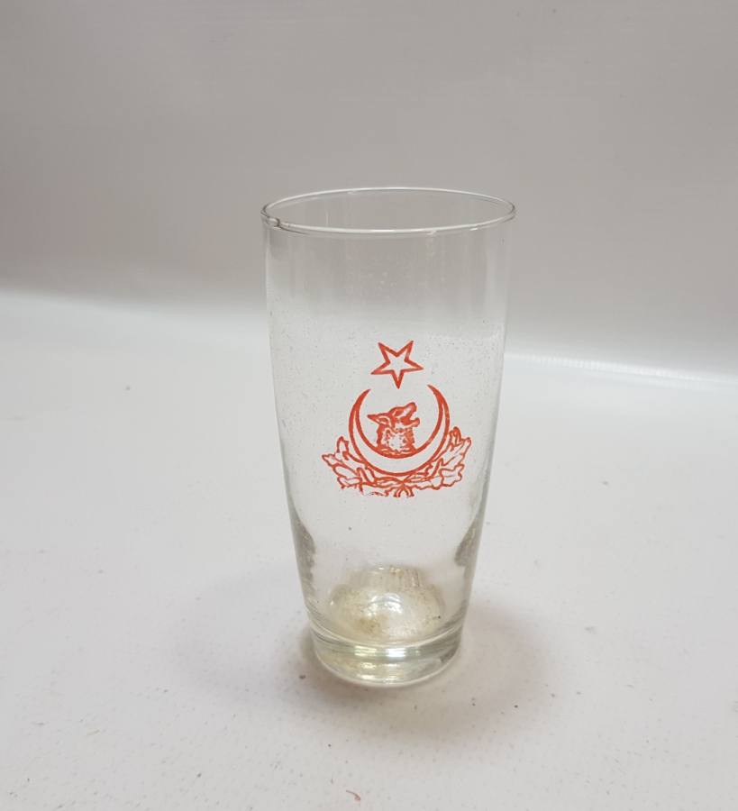 CUMHURİYET BAŞLARI ÇOK NADİR ÜZERİ BOZKURT VE AY YILDIZLI BARDAK