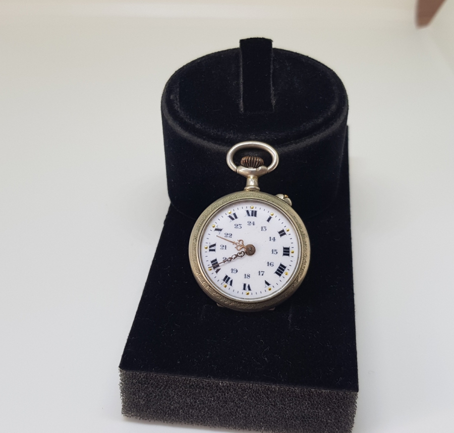 OSMANLI DÖNEMİ GÜMÜŞ KASA VE KADRANI ALTIN DAMLALI KURMALI CEP SAATİ