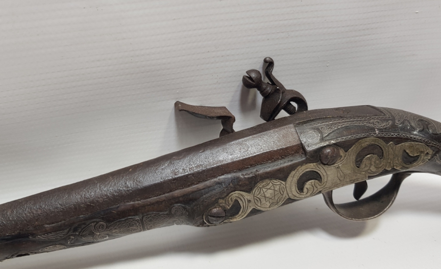 GÜMÜŞ ÇAKMA İŞÇİLİKLİ VE GÜMÜŞ APLİKLİ OSMANLI DÖNEMİ AFYON YAPIMI PİŞTOV