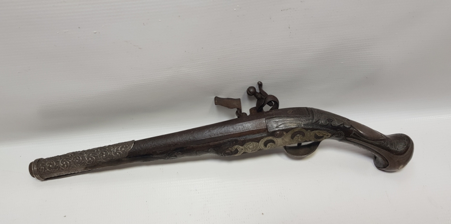 GÜMÜŞ ÇAKMA İŞÇİLİKLİ VE GÜMÜŞ APLİKLİ OSMANLI DÖNEMİ AFYON YAPIMI PİŞTOV