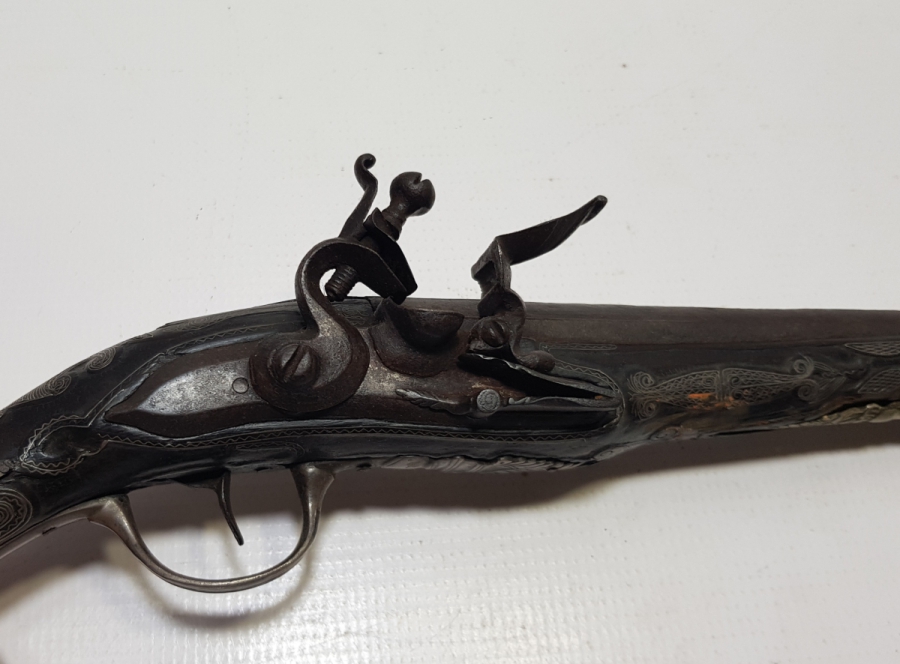 GÜMÜŞ ÇAKMA İŞÇİLİKLİ VE GÜMÜŞ APLİKLİ OSMANLI DÖNEMİ AFYON YAPIMI PİŞTOV