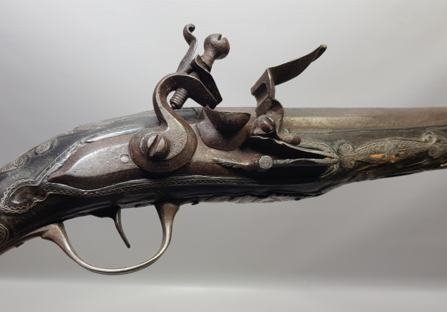 GÜMÜŞ ÇAKMA İŞÇİLİKLİ VE GÜMÜŞ APLİKLİ OSMANLI DÖNEMİ AFYON YAPIMI PİŞTOV