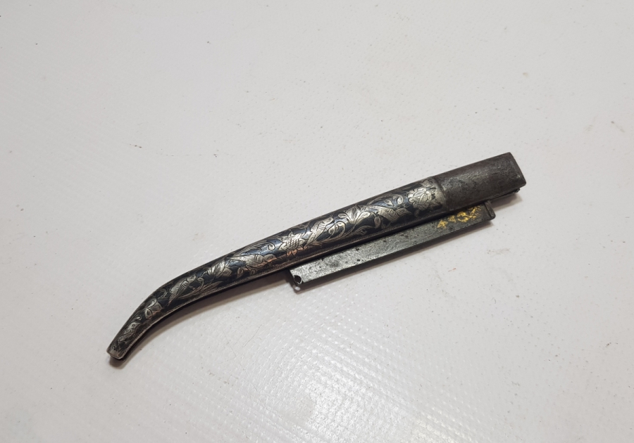 ÜZERİ ALTIN ÇAKMA VE SAVAT İŞÇİLİKLİ OSMANLI DÖNEMİ BÜYÜK BOY ERMENİ YAPIMI VAN ÇAKI