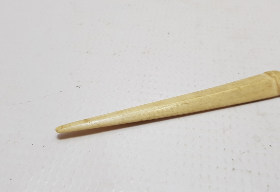 OSMANLI DÖNEMİ ÇOK NADİR KILIÇ FORMUNDA POTUR UÇKURLUĞU