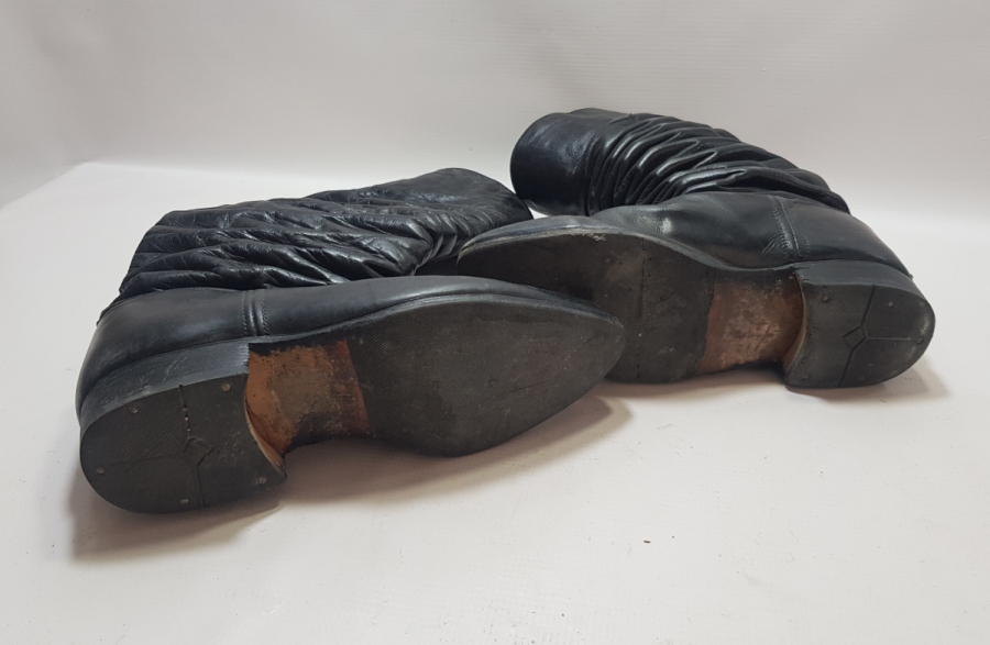 ANTİKA EL YAPIMI DERİDEN MAMUL EFE İŞİ KÖRÜKLÜ ÇİZME