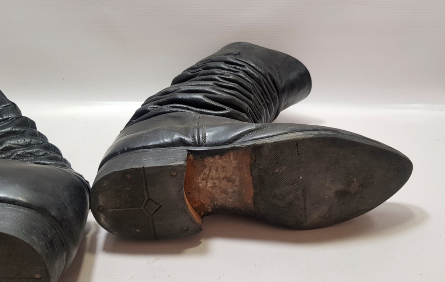 ANTİKA EL YAPIMI DERİDEN MAMUL EFE İŞİ KÖRÜKLÜ ÇİZME