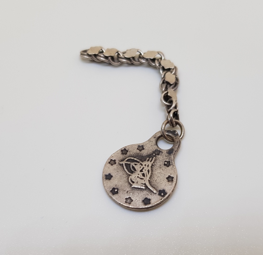 UCU TUĞRA FİGÜRLÜ OSMANLI DÖNEMİ GÜMÜŞ TESPİH PÜSKÜLÜ