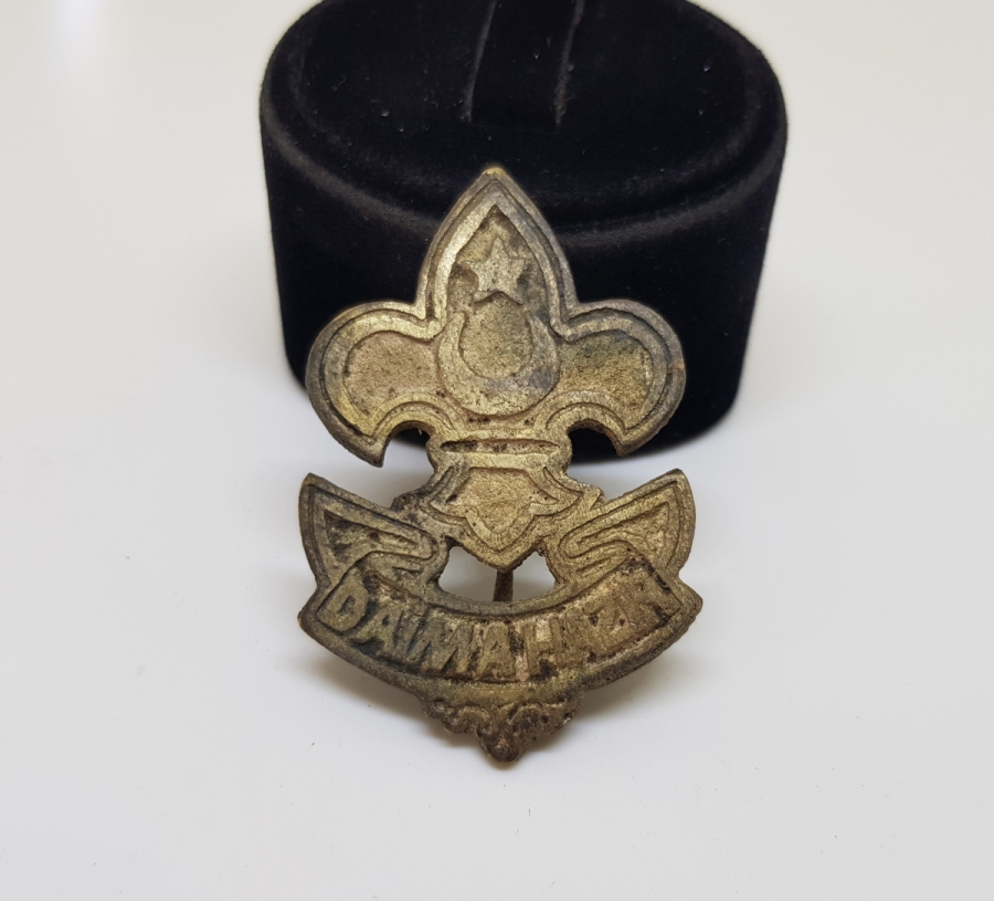 ANTİKA NADİR İZCİ ŞAPKA KOKARTI