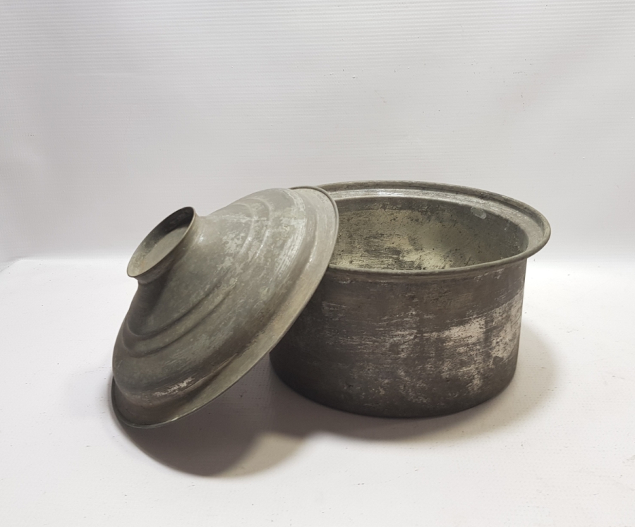 OSMANLI DÖNEMİ KAPAKLI BAKIR TENCERE