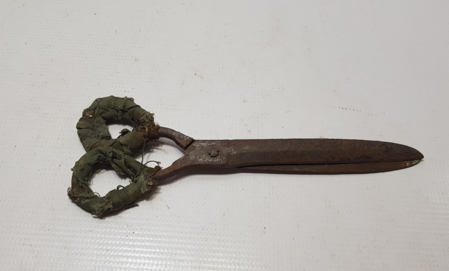 OSMANLI DÖNEMİ EL DÖVME BÜYÜK BOY TERZİ MAKASI