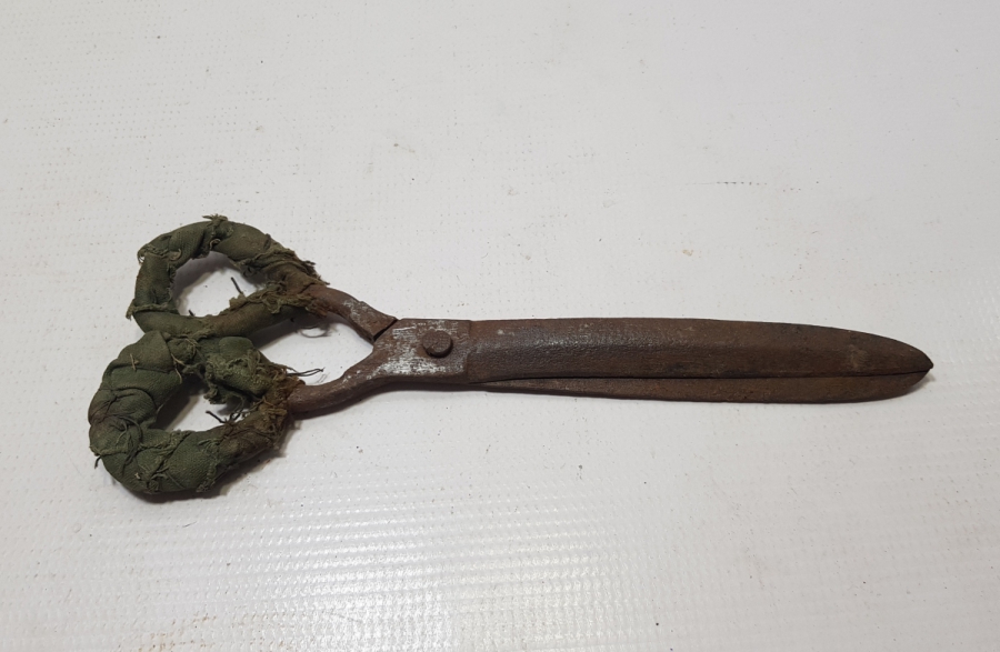 OSMANLI DÖNEMİ EL DÖVME BÜYÜK BOY TERZİ MAKASI