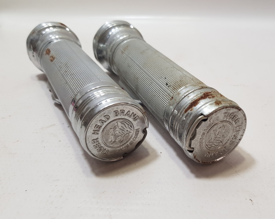 2 ADET ANTİKA EL LAMBASI