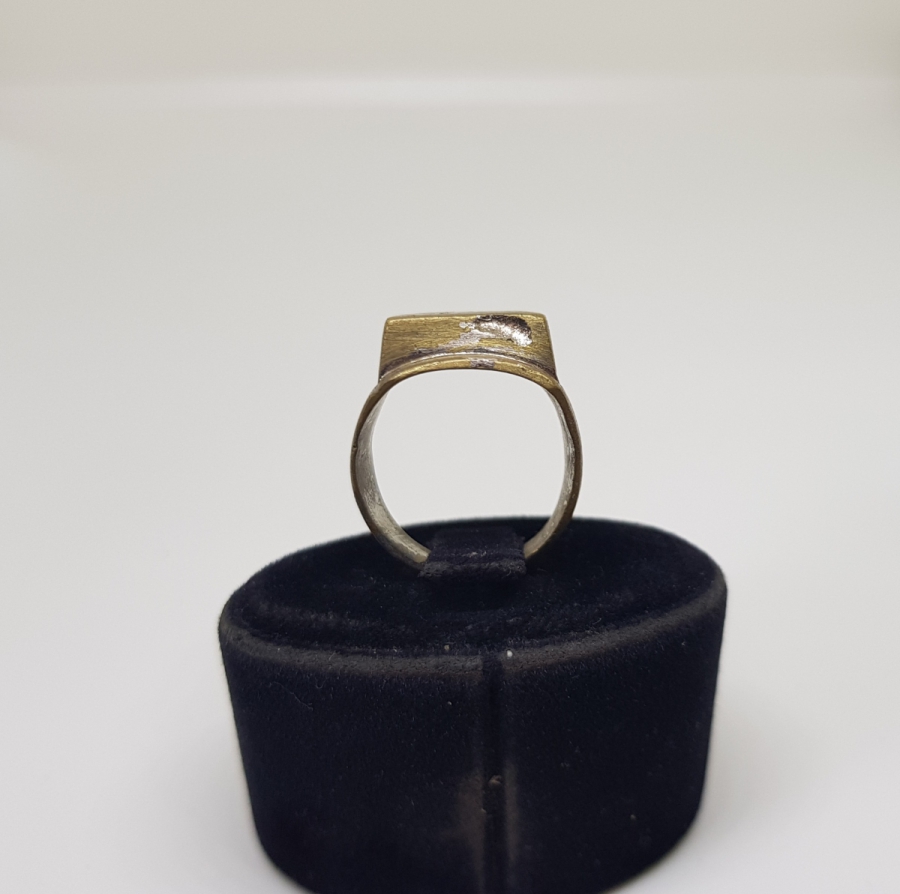 ÜZERİ KALEM İŞÇİLİKLİ BÜYÜK BOY ANTİKA KABADAYI YÜZÜĞÜ