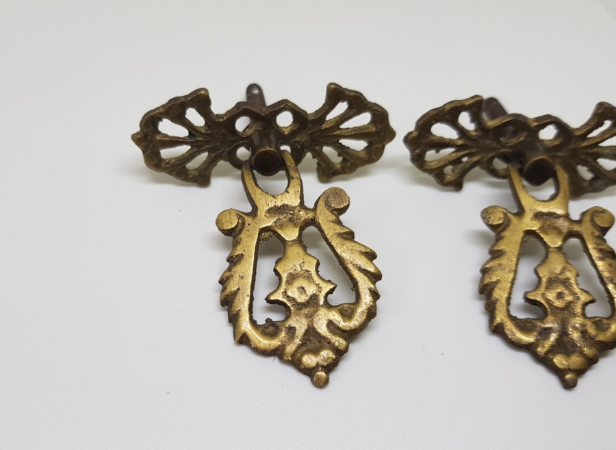 OSMANLI DÖNEMİ ÇİFT HATTAT SANDIĞI KULBU