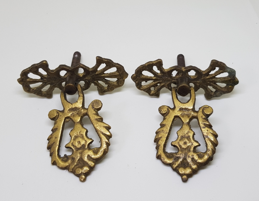 OSMANLI DÖNEMİ ÇİFT HATTAT SANDIĞI KULBU