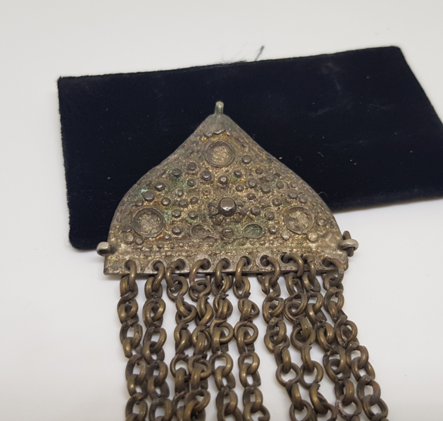 OSMANLI DÖNENİ KABARTMA İŞÇİLİKLİ FES SÜSÜ