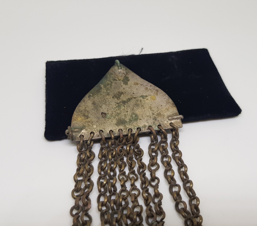 OSMANLI DÖNENİ KABARTMA İŞÇİLİKLİ FES SÜSÜ