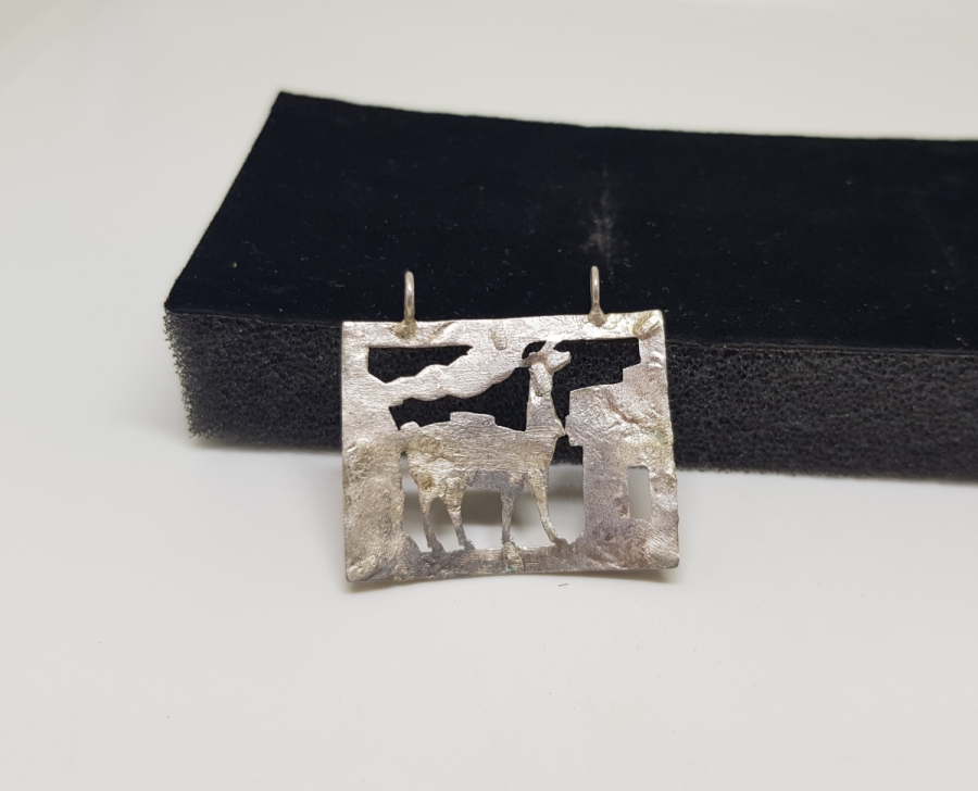 DEVE FORMLU ANTİKA GÜMÜŞ KOLYE UCU