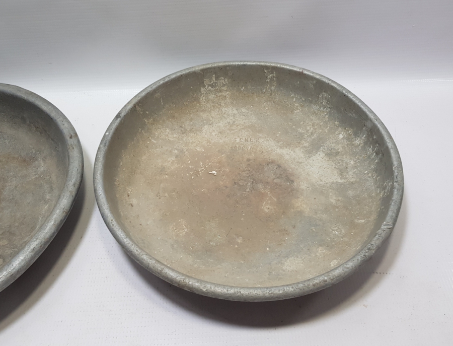 İKİ ADET ANTİKA TERAZİ KEFESİ