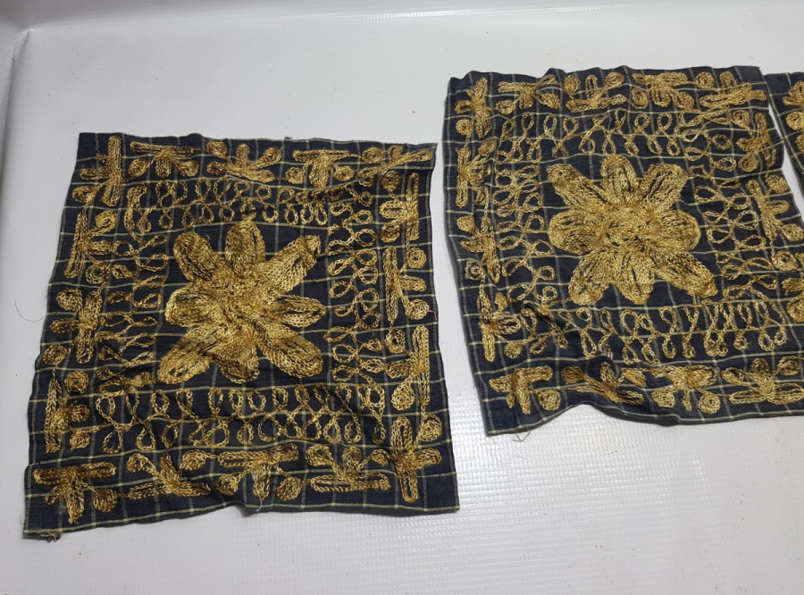 SUZENİ İŞÇİLİKLİ 3 ADET ANTİKA MENDİL