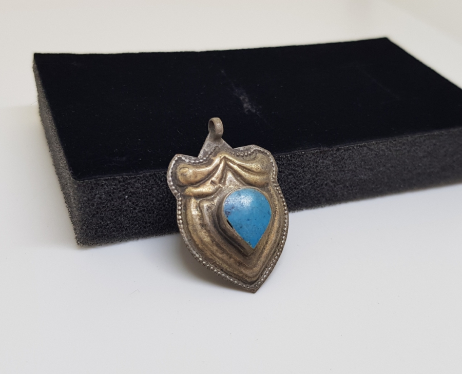 ALTIN KAPLAMA VE TURKUAZ TAŞLI OSMANLI DÖNEMİ GÜMÜŞ KOLYE UCU