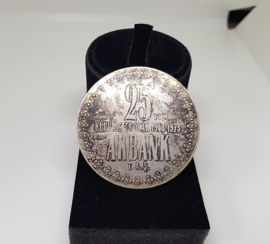 1973 AKBANK'IN KURULUŞUNUN 25. YILI GÜMÜŞ MADALYON