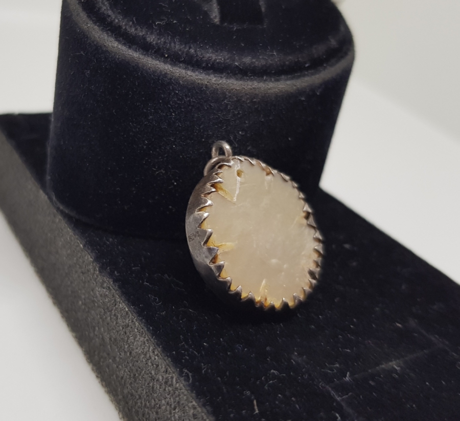 ÜZERİ SEDEF İŞÇİLİKLİ OSMANLI DÖNEMİ GÜMÜŞ KOLYE UCU