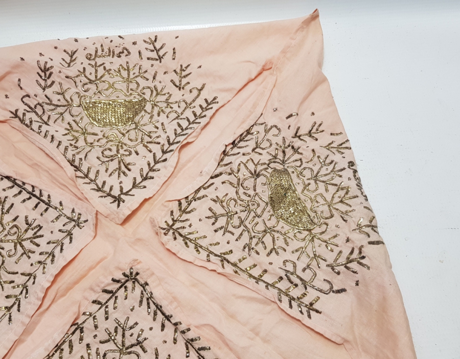 DÖRT KÖŞESİ OSMANLICA YAZILI GÜMÜŞ TELKIRMA İŞÇİLİKLİ BÜYÜK BOY ÇEVRE