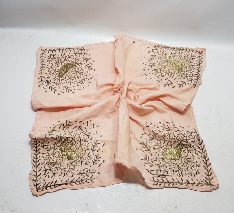 DÖRT KÖŞESİ OSMANLICA YAZILI GÜMÜŞ TELKIRMA İŞÇİLİKLİ BÜYÜK BOY ÇEVRE