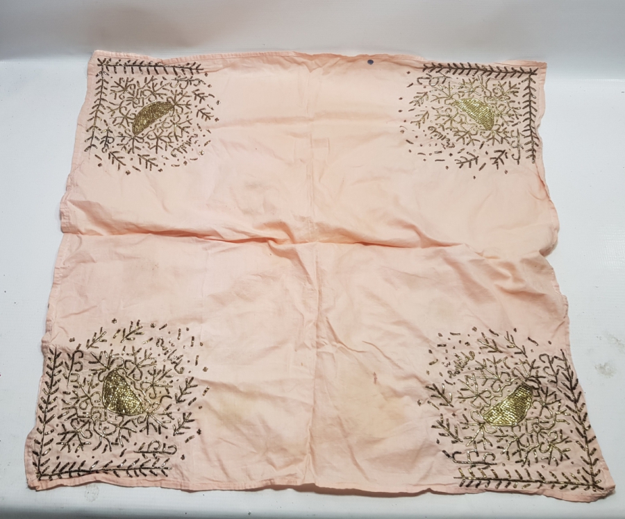 DÖRT KÖŞESİ OSMANLICA YAZILI GÜMÜŞ TELKIRMA İŞÇİLİKLİ BÜYÜK BOY ÇEVRE