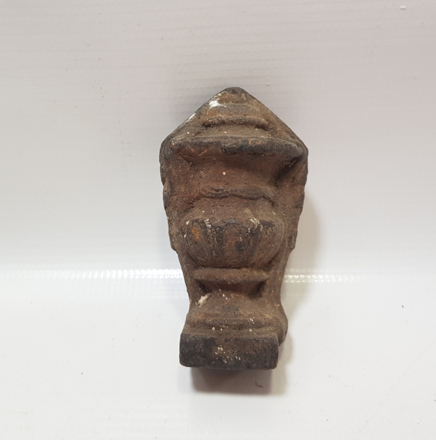 OSMANLI DÖNEMİ BÜYÜK BOY DÖKÜM TRABZAN BAŞI