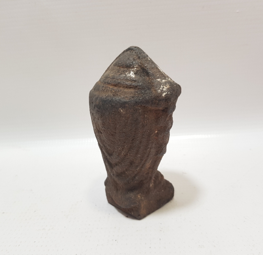 OSMANLI DÖNEMİ BÜYÜK BOY DÖKÜM TRABZAN BAŞI