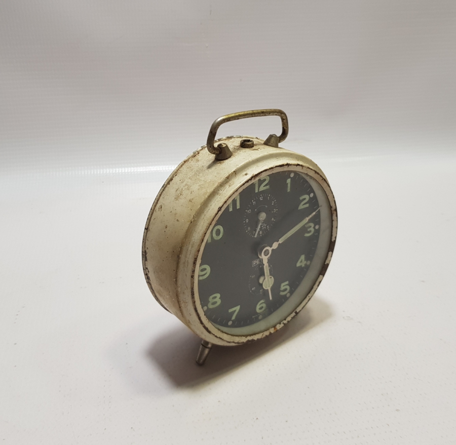 ALMAN YAPIMI ANTİKA PETER MASA SAATİ