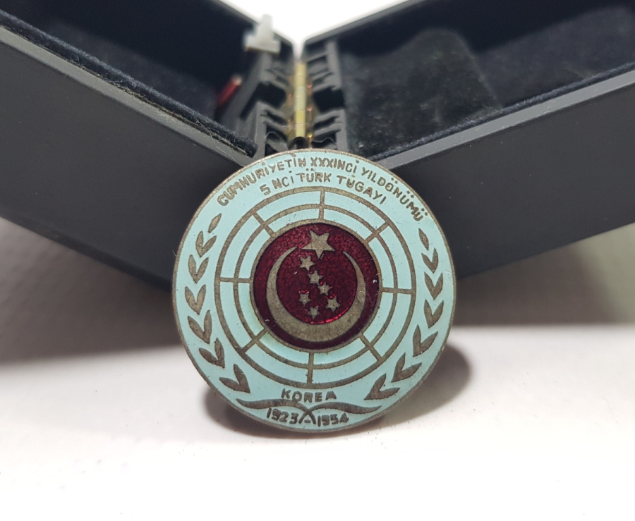 MİNELİ KORE HARBİ ROZETİ