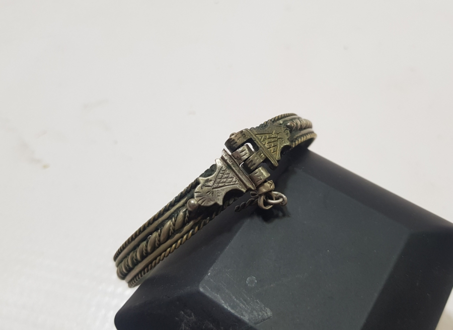 KALEM VE KABARTMA İŞÇİLİKLİ OSMANLI DÖNEMİ ERMENİ GÜMÜŞ BİLEZİK - BİLEKLİK