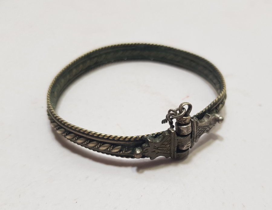 KALEM VE KABARTMA İŞÇİLİKLİ OSMANLI DÖNEMİ ERMENİ GÜMÜŞ BİLEZİK - BİLEKLİK