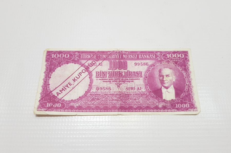 1950-1960LARDAN MOR BİNLİK GÖRSELLİ NADİR İKRAMİYE KUPONU