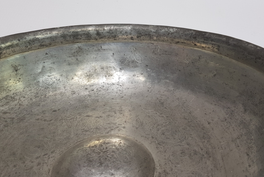 OSMANLI DÖNEMİ KALEM İŞÇİLİKLİ BAKIR HAMAM TASI